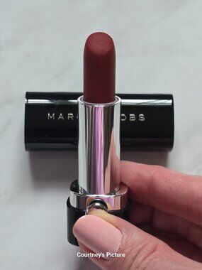 Marc Jacobs 208 MISS SCARLET Lip Creme Lipstick (0.12 oz.)